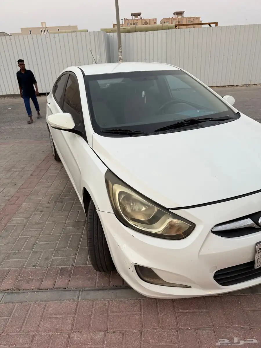 اكسنت مديل 2012. 0