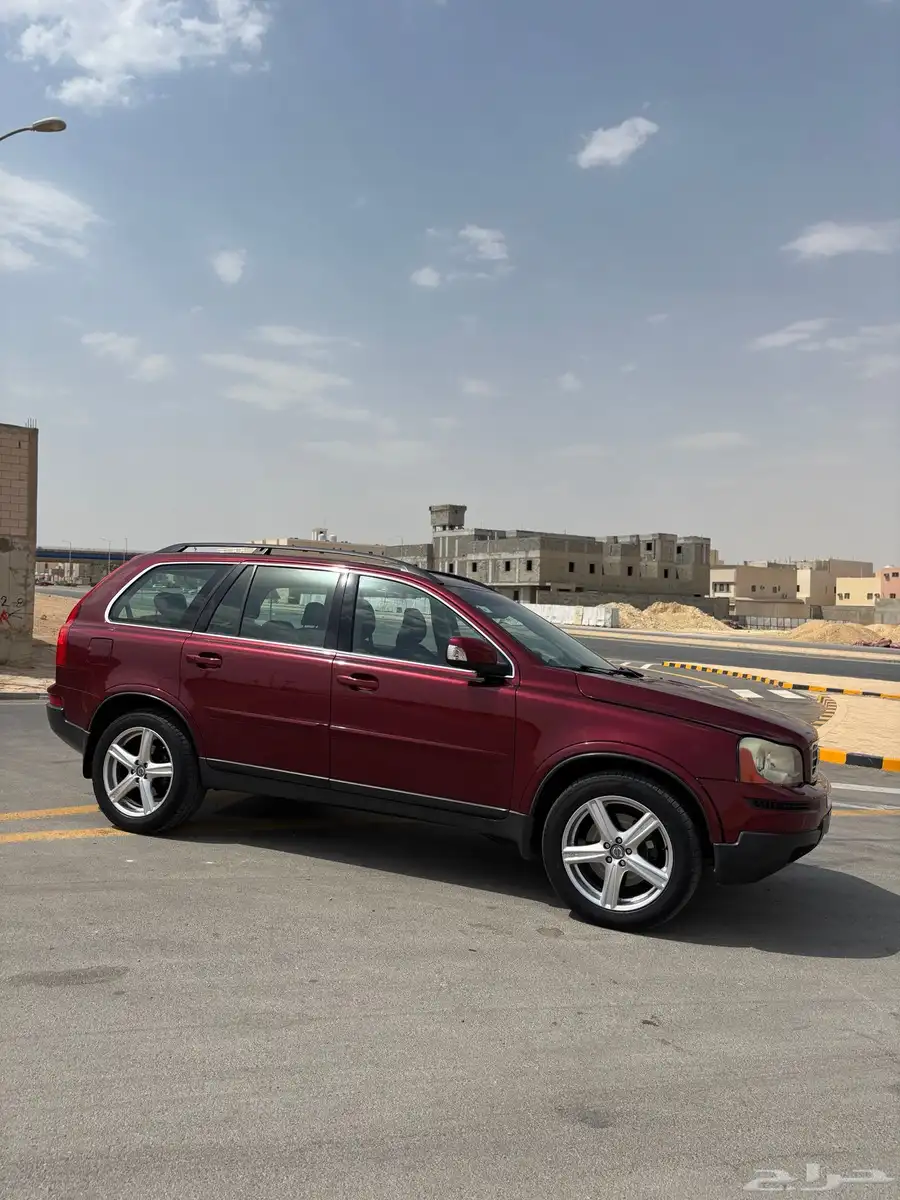 فولفو XC90 2008 V8 1