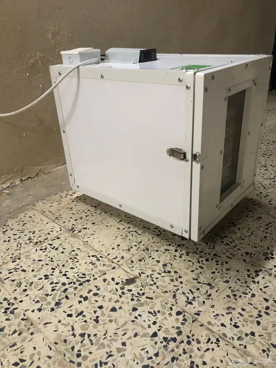 فقاسه فروخ 0