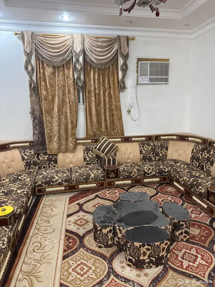 كنب للبيع مستخدم 4