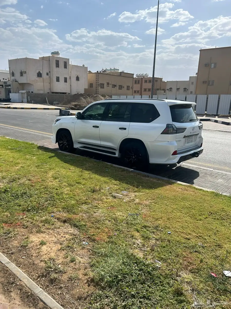 لكزس 2020 0