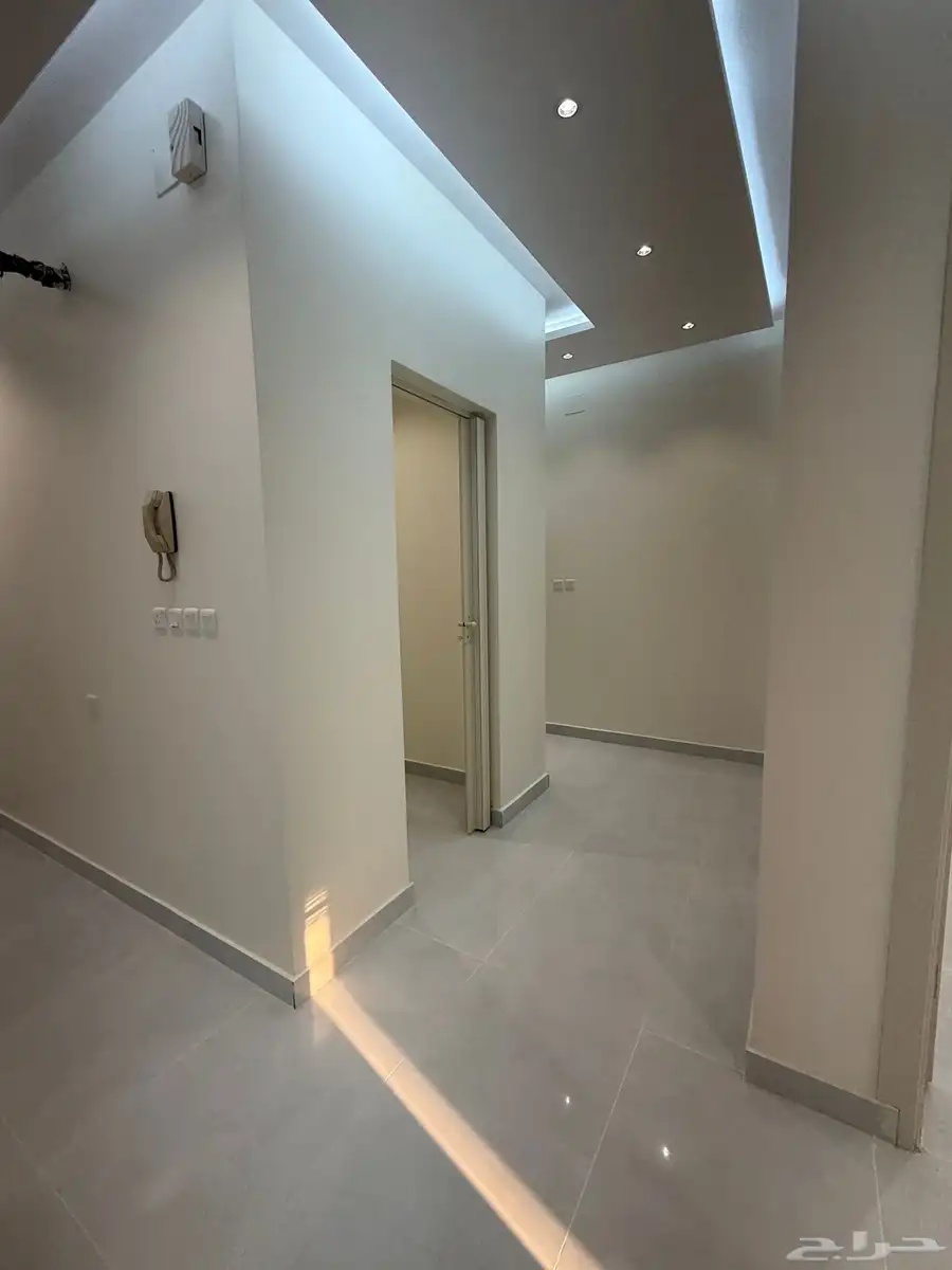 شقق بمساحات كبيره 200 في الرحاب 10