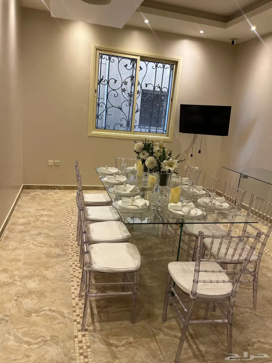 تأجير طاولات كراسي 1