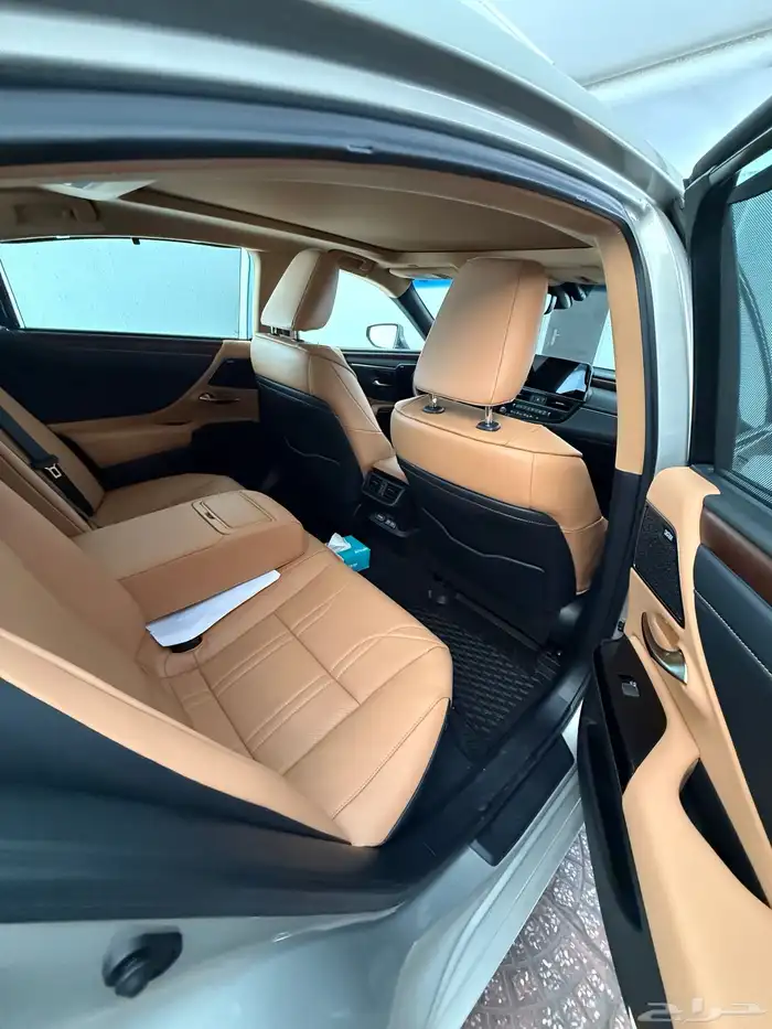 لكزس اي اس350 فل الفل2024 LEXUS ES350 DD Ultra Luxury 3