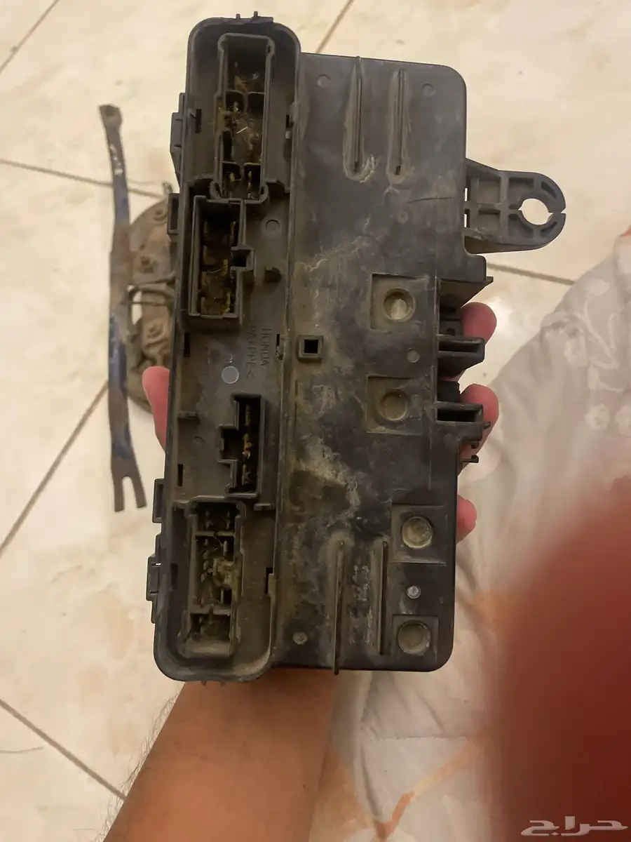 علبة فيوزات مرسيدس بنز 2