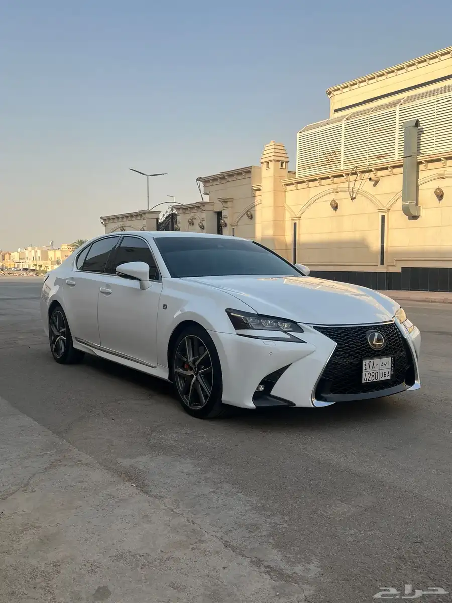 لكزس 2017 GS وكاله ماشيه 46 الف فقط 1