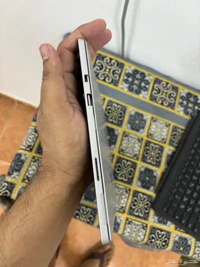 Microsoft Surface Pro 4 - 8GB RAM- 256GB SSD 5