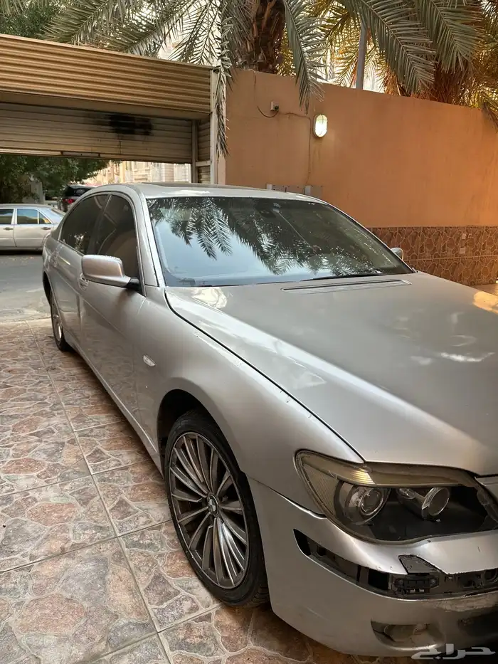 بي إم دبليو الفئة السابعة 730 2006 4