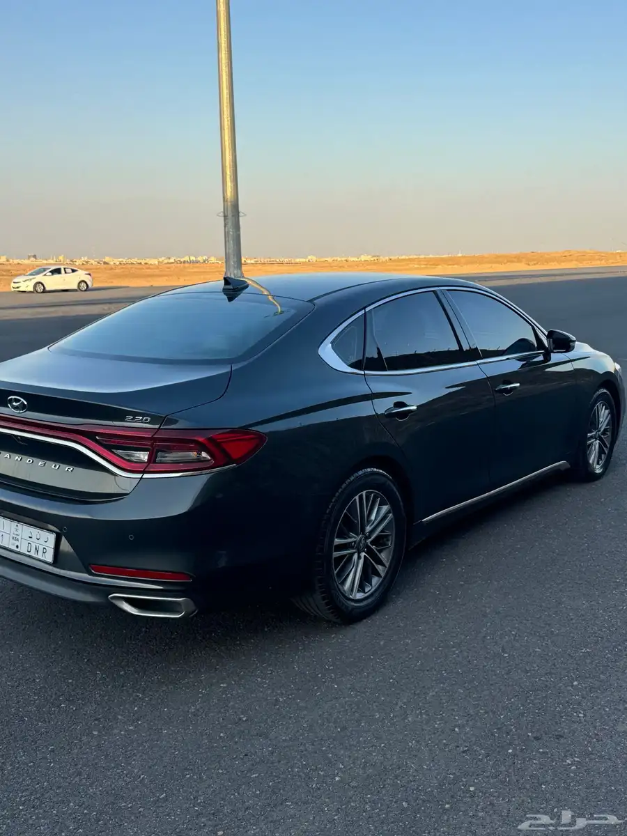ازيرا ( جرانديور) ديزل 2018 5