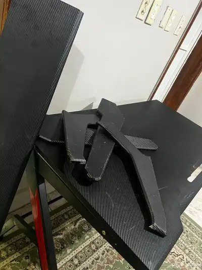 طاوله سوني بي سي. حرف ك للبيع 2