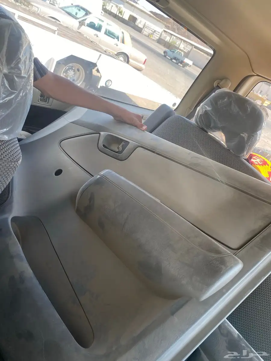 دبكور هايلوكس هندل مع جلد القزاز الداخليه 1
