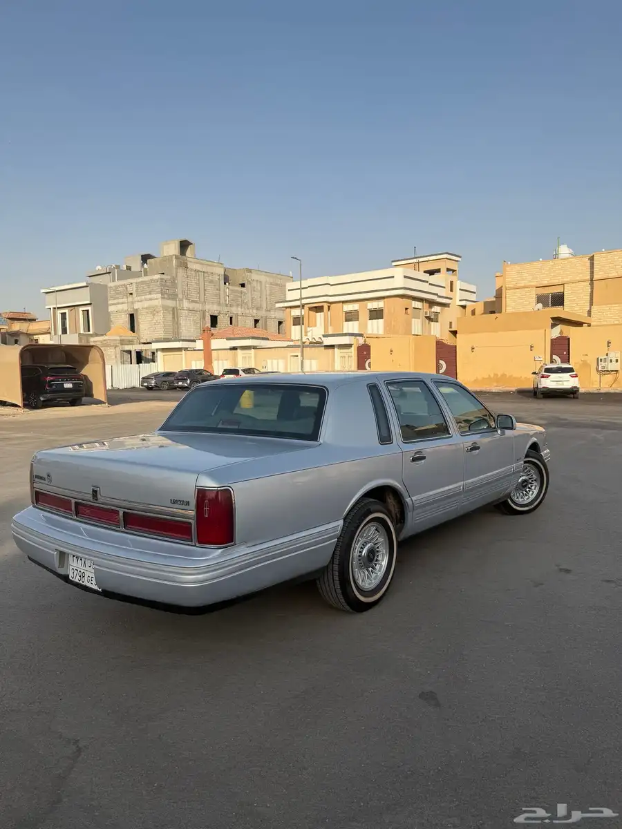 تاون كار كارتير فل كامل 1997 25