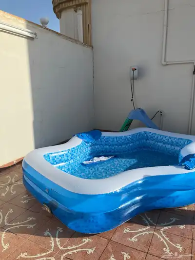 مسبح للاطفال 1