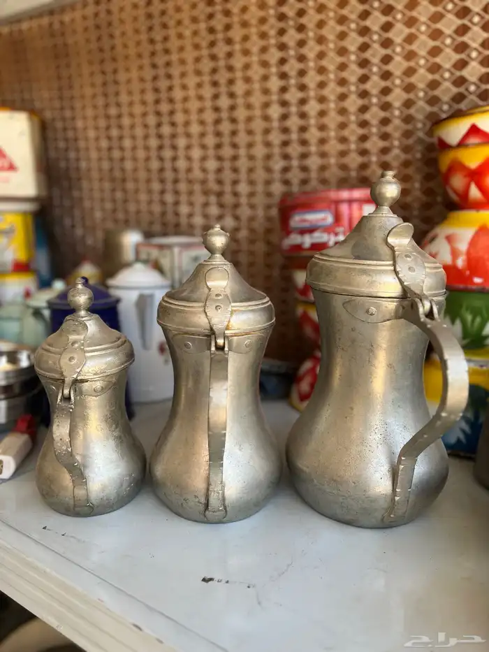 دلال 1