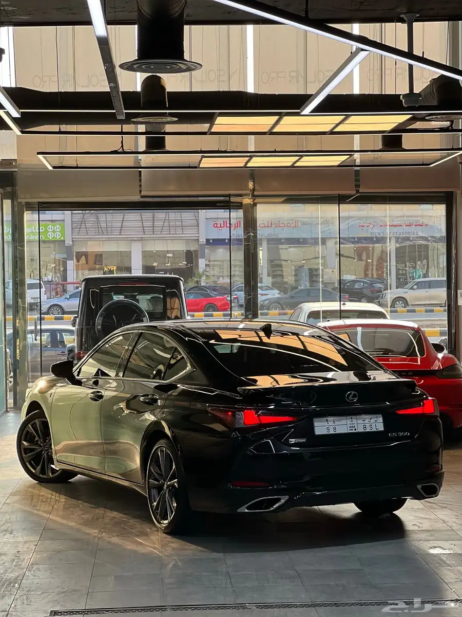 لكزس ES F SPORT 5