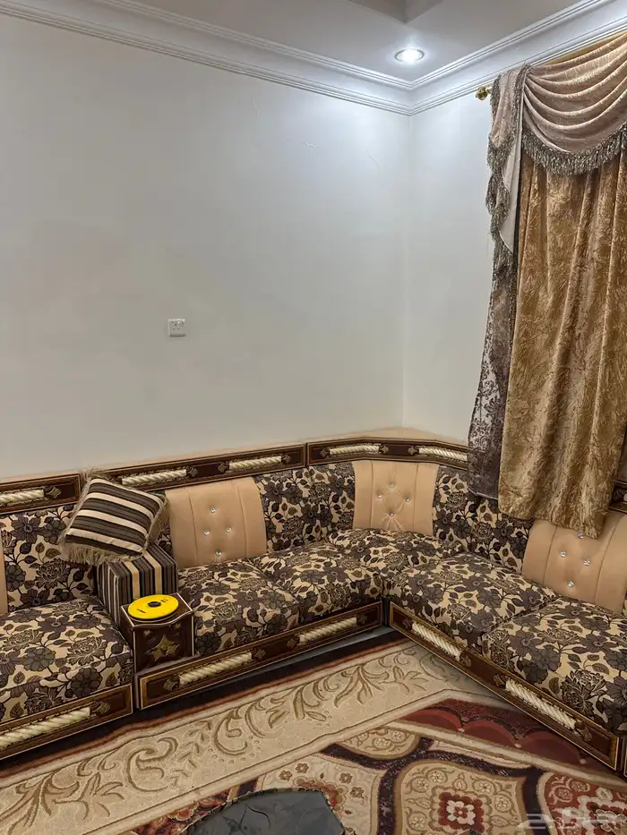 كنب للبيع مستخدم 5