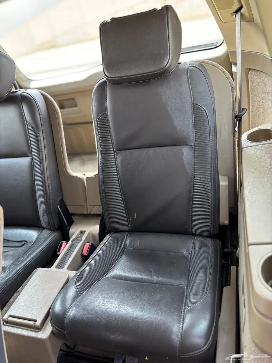 فولفو XC90 2008 V8 15