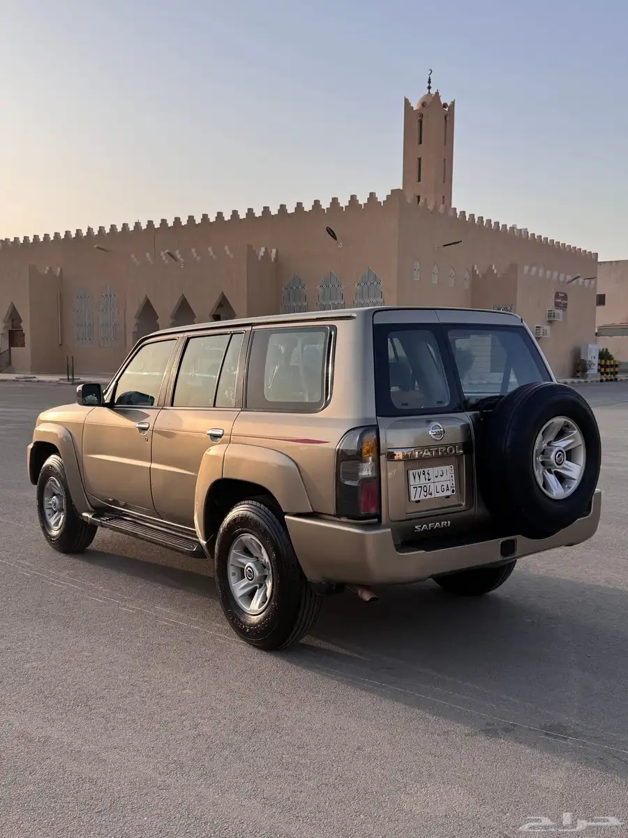 فتك 2009 سفاري 5