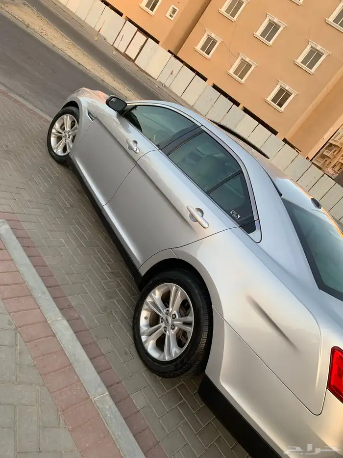 فورد تورس SEL فل كامل 2018 سعودي V4 مخزن 9