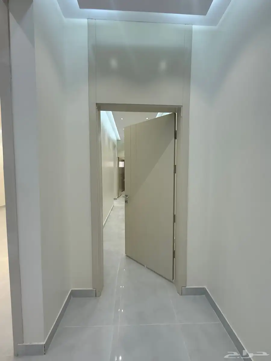 شقق بمساحات كبيره 200 في الرحاب 13
