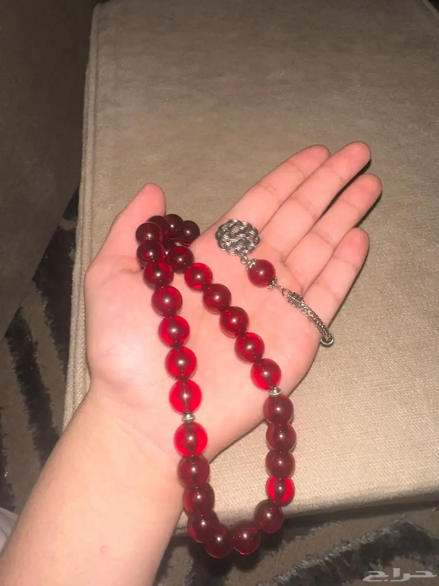 للبيع سبحة حمراء 33خرز مقاومة للقطع 2