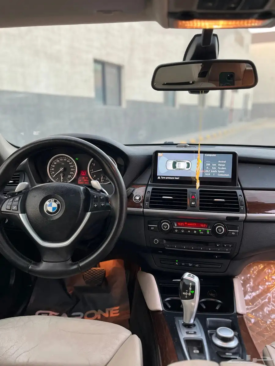 BMW 2009 X6 13