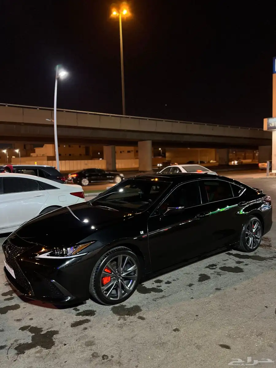 لكزس ES F SPORT 13