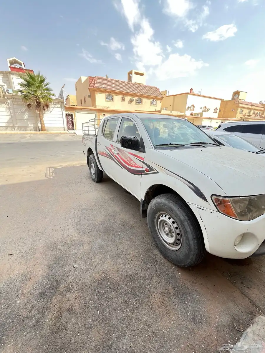 مستبيشي L200 2009 2