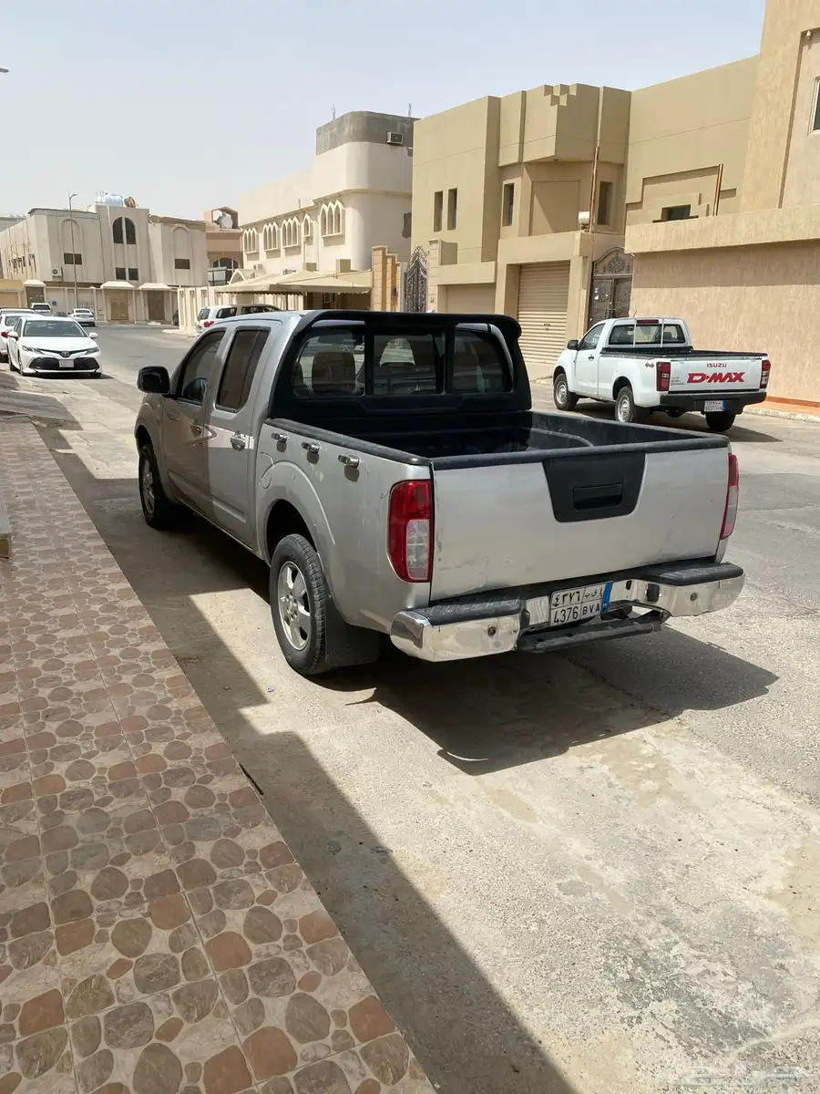 نيسان نافارا 0