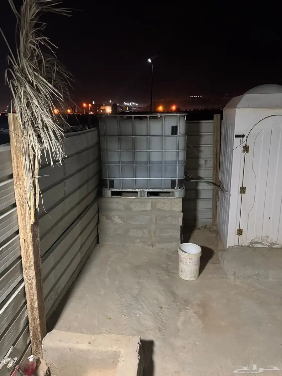 مراح غنم مجهز بالكامل للبيع 21