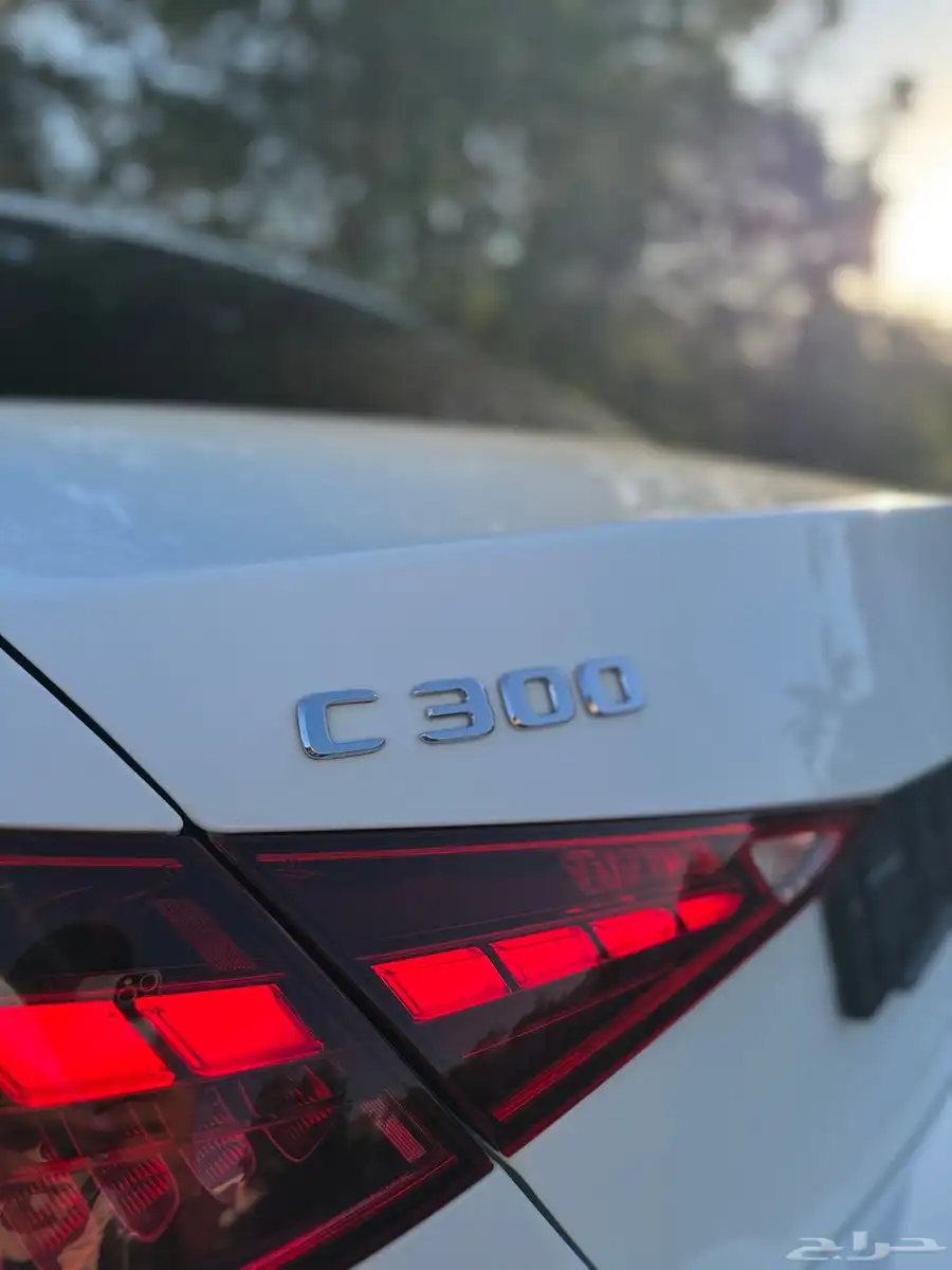 2023 مرسيدس C300 8