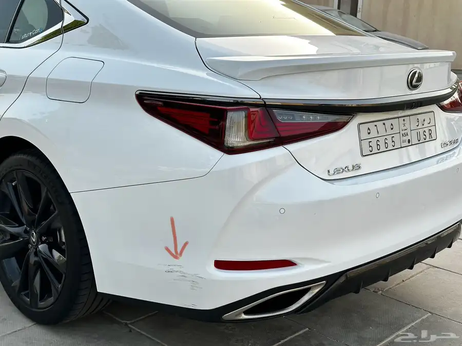 لكزس ES F Sport 2023 14