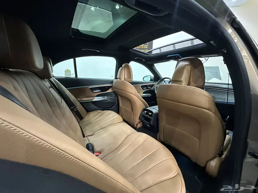 مرسيدس E200 2024 عداد 2900 km فقط 17