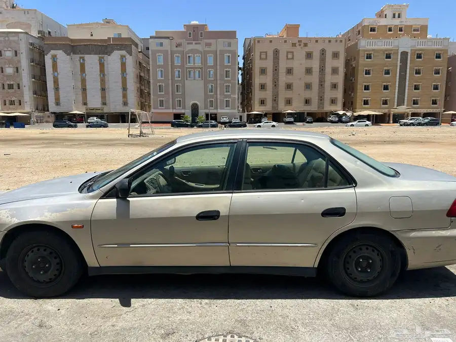 هوندا اكورد 2002 6