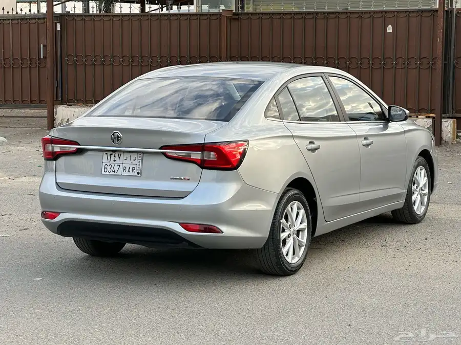 MG   5   2022   نص فل   البيع 27000 الف 2