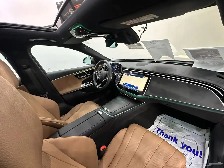 مرسيدس E200 2024 عداد 2900 km فقط 12