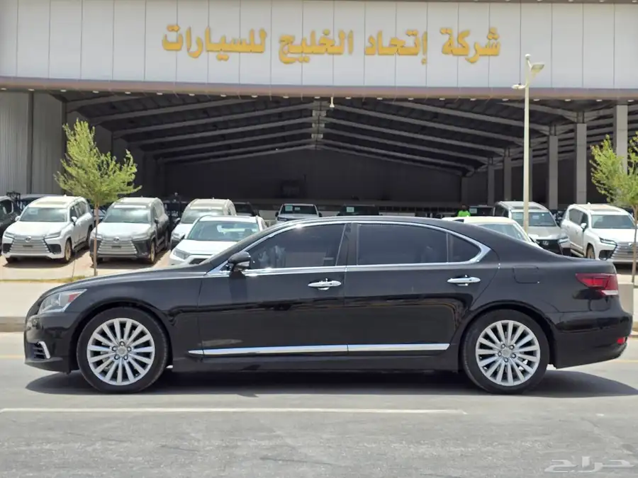 لكزس 2016 خليجي LS460 لارج 3