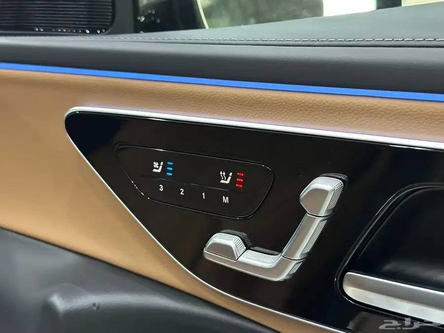 مرسيدس E200 2024 عداد 2900 km فقط 10