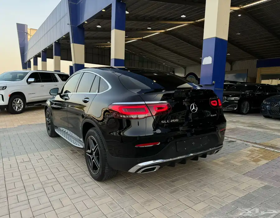 مرسيدس GLC200 2023 عداد 42 الف فل اوبشن 3
