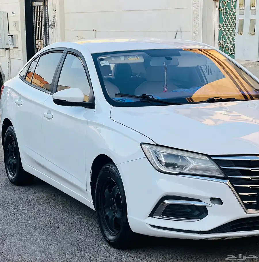 ام جي 5 2020 1
