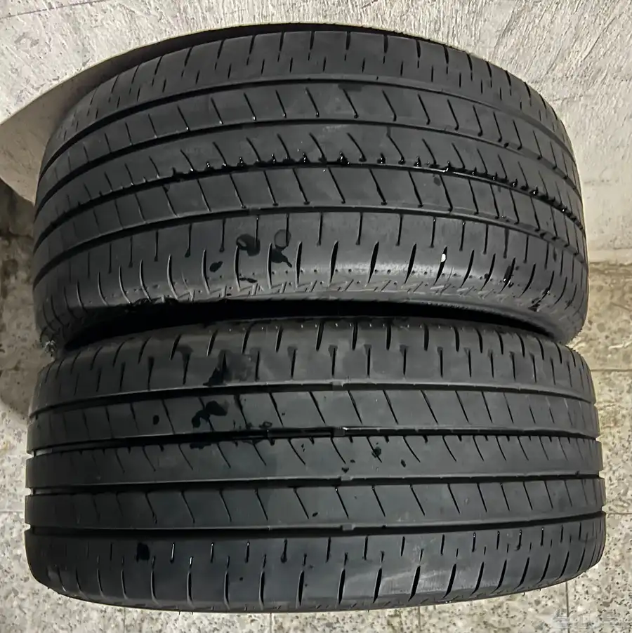 كفرين برجستون مقاس 235 45 18 0