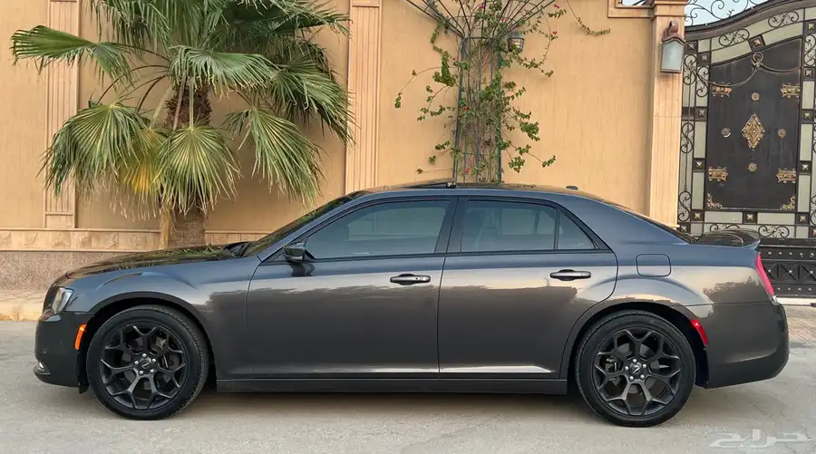 كرايزلر 300S 2021 (بحالة ممتازة) 4