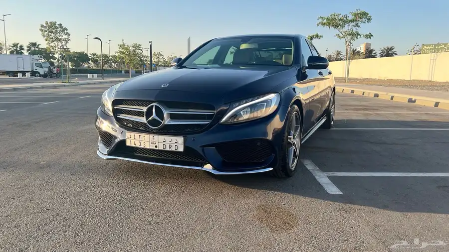 مرسيدس C200 بحالة الوكالة 2018 0