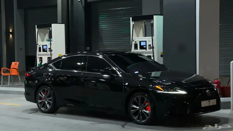 لكزس ES F SPORT 9