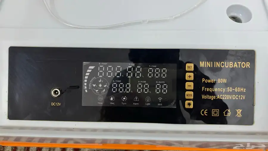 فقاسه صديق المزارع تقليب تماتيك تاخذ 64 بيضه استخدام 3شهور 0