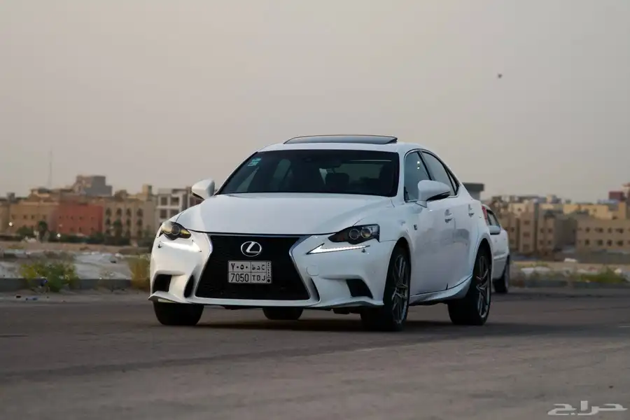 لكزس is350 F SPORT 2014 10