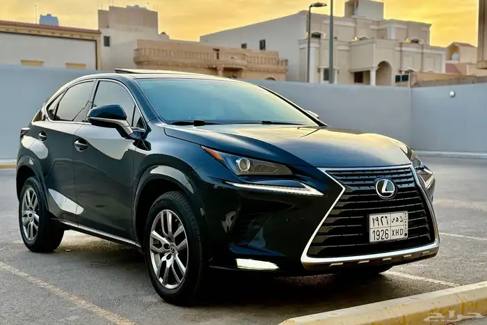 لكزس NX300 2021 سعودي ماشي 12 فقط 5