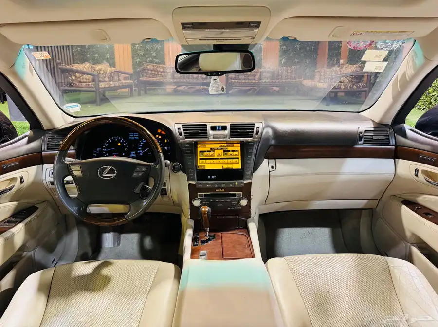 لكزس ( LS 460 ( 2011 8