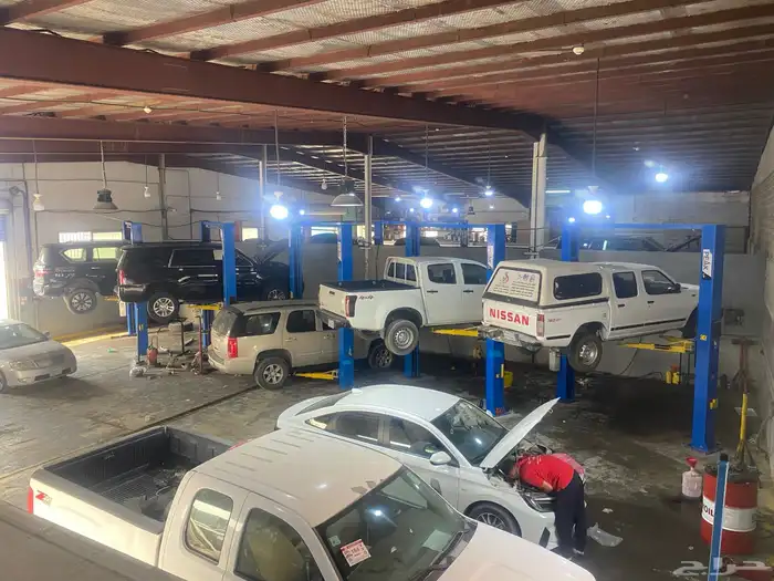 يوجد لدينا جميع الجيرات اتوماتيك   وعادي. 1
