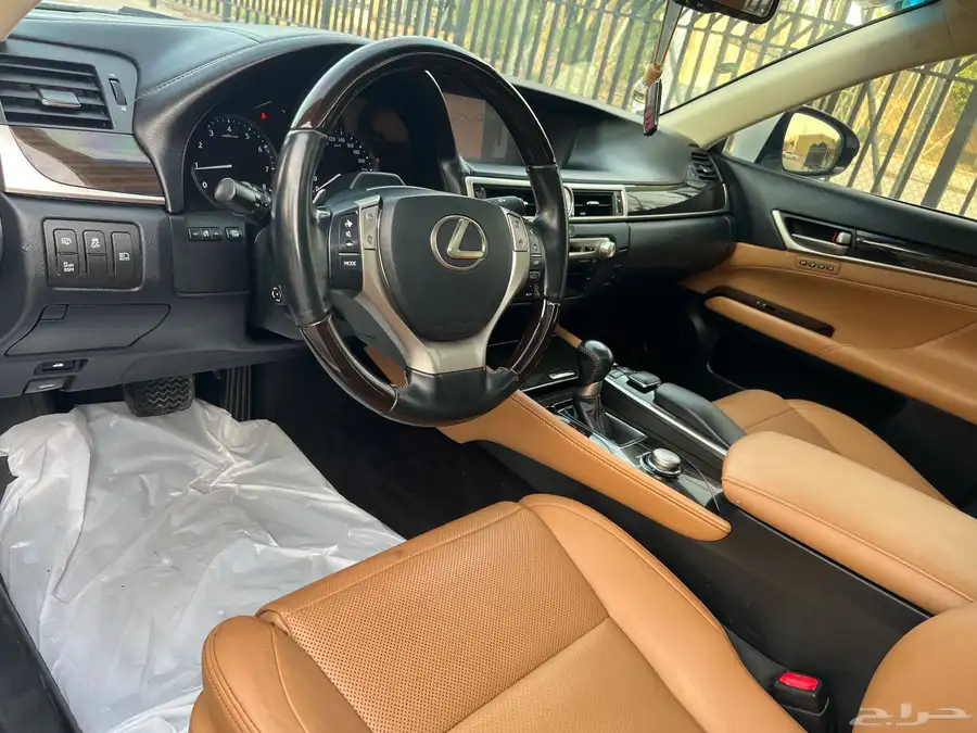 لكزس GS350 2013 فل DD سعودي 12